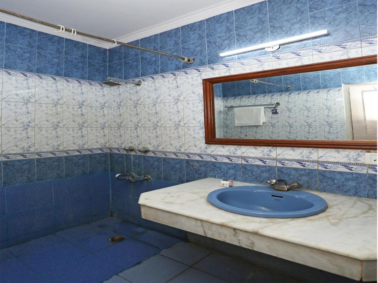 Oyo 472 Hotel Sareen Yeni Delhi Dış mekan fotoğraf