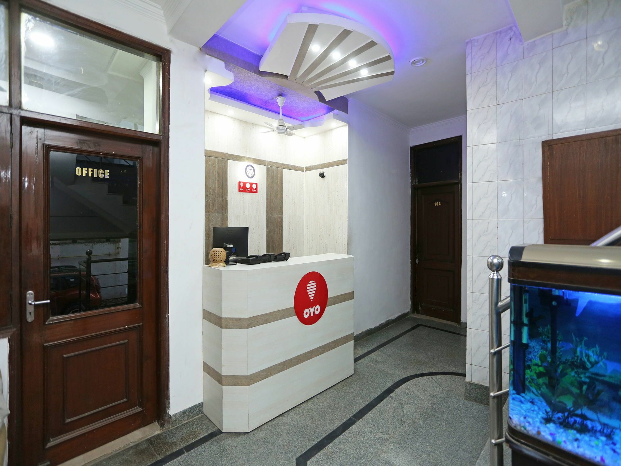 Oyo 472 Hotel Sareen Yeni Delhi Dış mekan fotoğraf