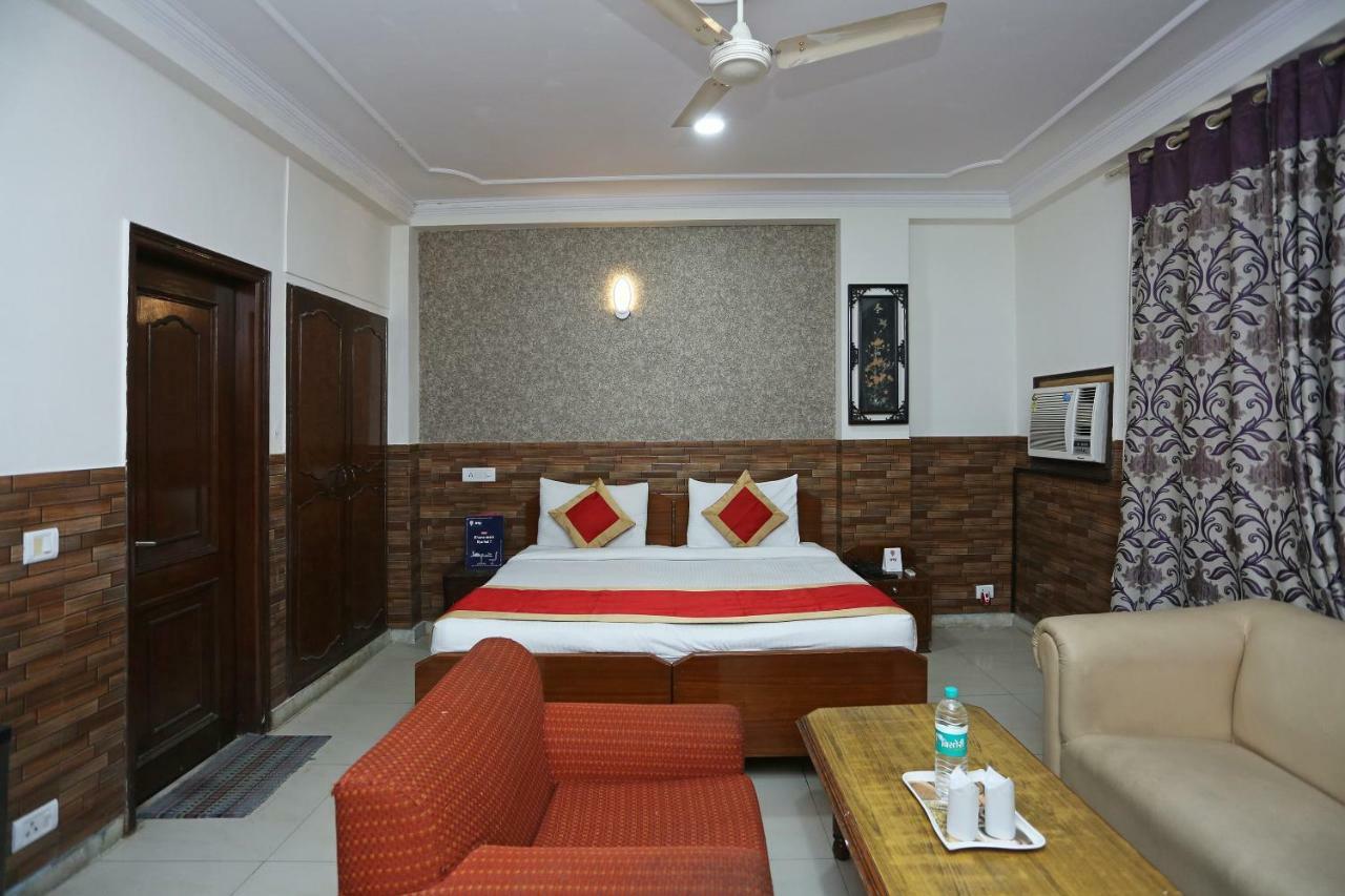 Oyo 472 Hotel Sareen Yeni Delhi Dış mekan fotoğraf